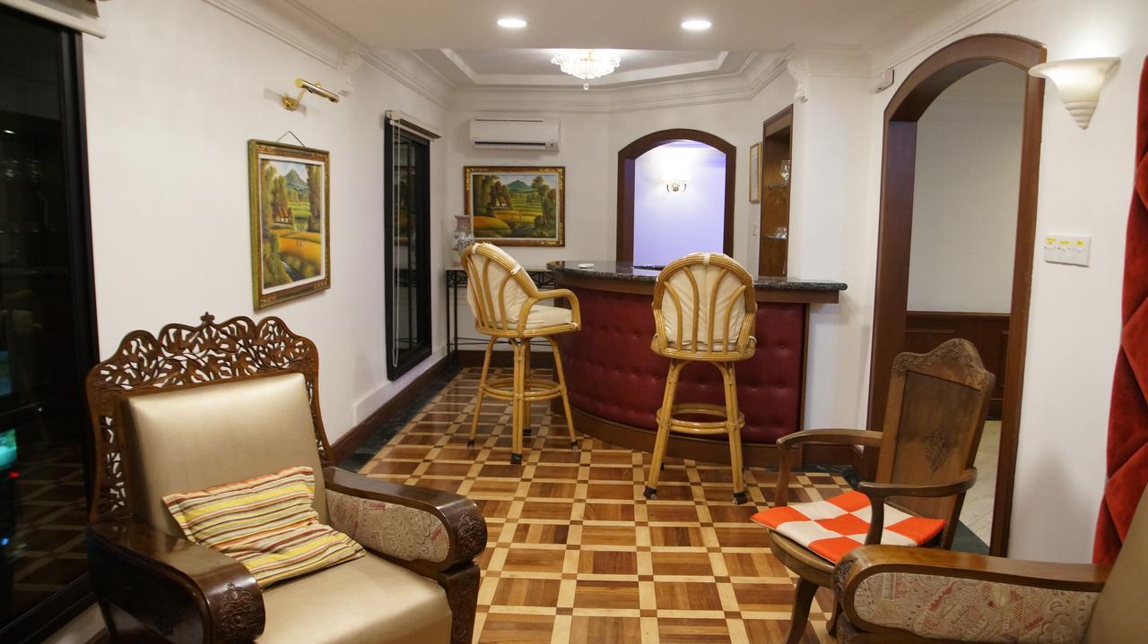 코타키나발루 Marina Court Luxury Penthouse 아파트 호텔 외부 사진