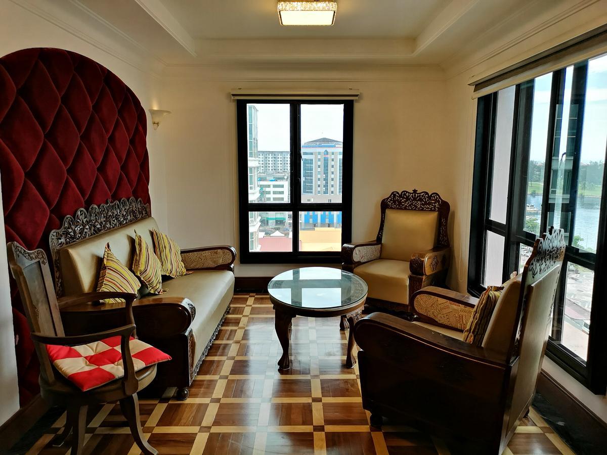 코타키나발루 Marina Court Luxury Penthouse 아파트 호텔 외부 사진
