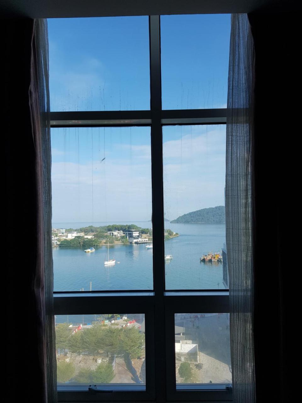 코타키나발루 Marina Court Luxury Penthouse 아파트 호텔 외부 사진